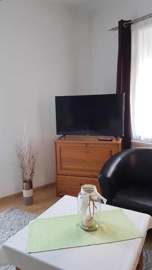 Topart Apartman ตาปอลซา ภายนอก รูปภาพ
