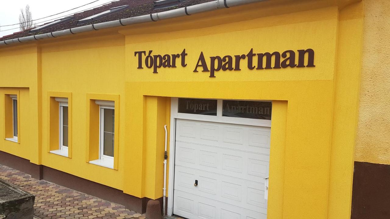 Topart Apartman ตาปอลซา ภายนอก รูปภาพ